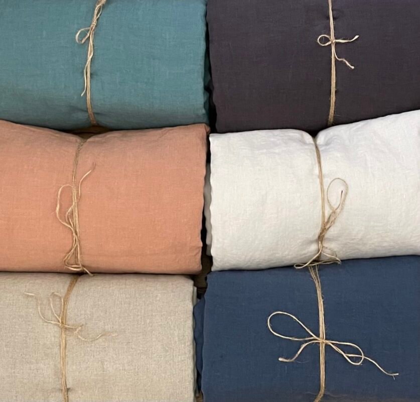 Time for bed! 1 Color linen duvets 2